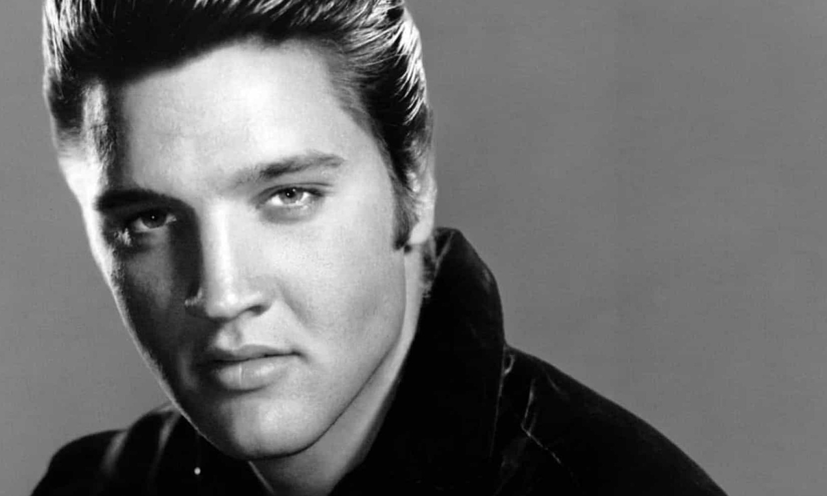 Morte de Elvis Presley completa 43 anos e ainda é envolta em mistérios