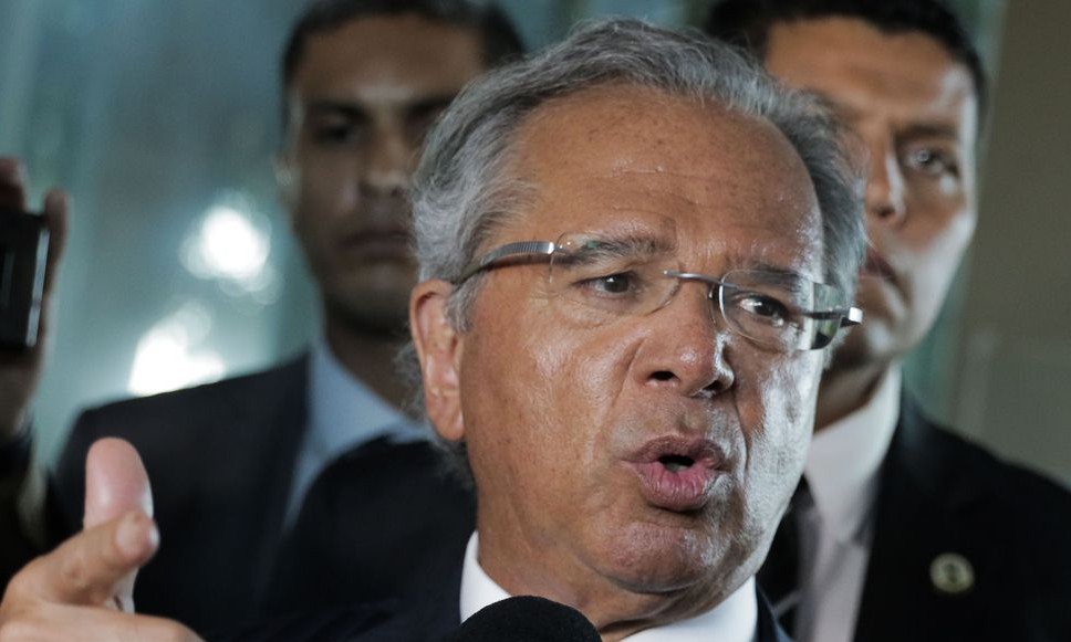 Proposta do governo prevê cortar 34% dos benefícios fiscais do PIS e Cofins