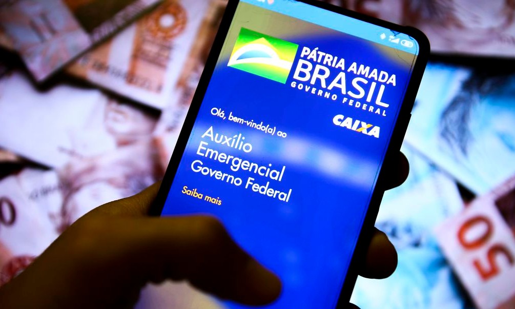 Auxílio emergencial: governo divulga novo calendário de pagamento