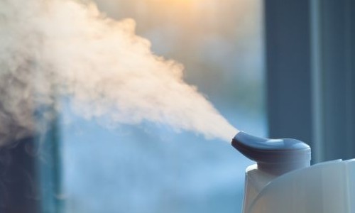 Pediatras alertam sobre os cuidados com crianças e bebês no clima seco