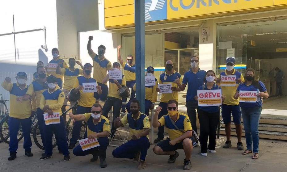 STF confirma liminar a favor dos Correios e funcionários mantêm greve