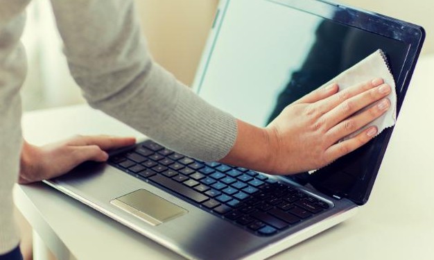 Veja dicas práticas de como limpar notebook sem correr o risco de danificá-lo