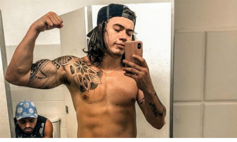 De volta ao Youtube, Whindersson Nunes faz referência à música da ex