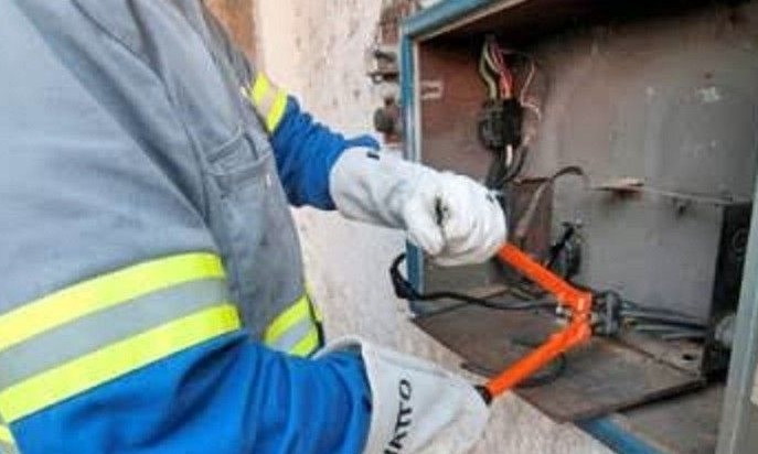 Corte de energia por falta de pagamento da conta volta a ser permitido