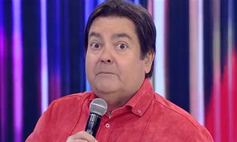 Faustão retoma as gravações do ‘Domingão’ com plateia virtual