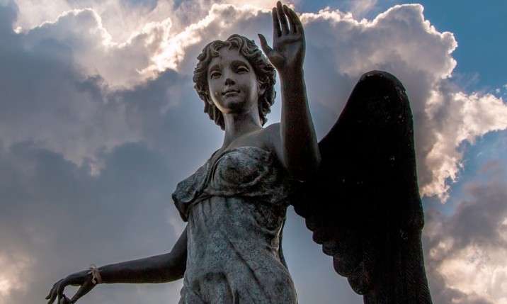 Aprenda a simpatia do anjo da guarda para atrair o seu e garantir proteção