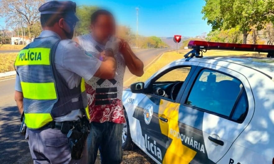 Marinha flagra condutores de jet-ski sem arrais durante fiscalização