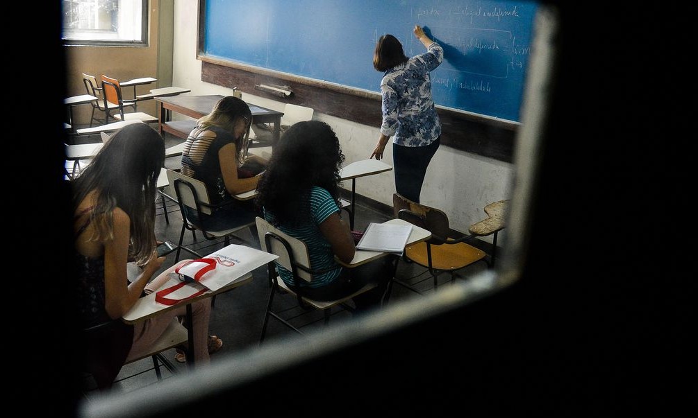 Covid-19: retorno de aulas presenciais ainda é controverso nos estados