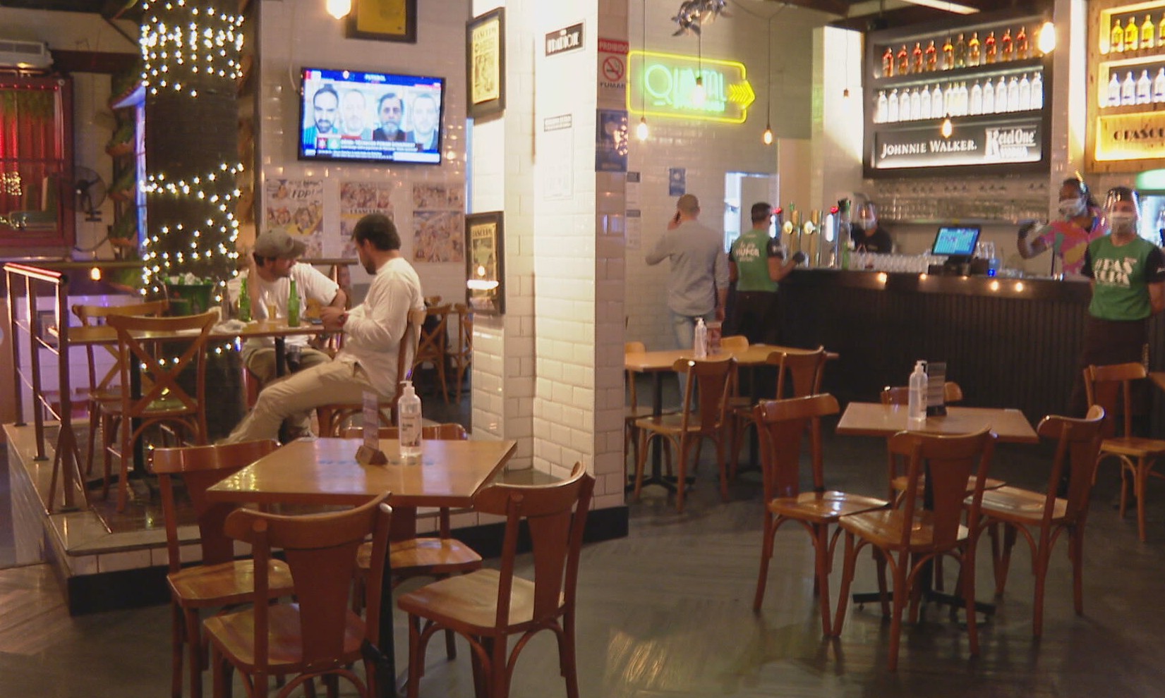 Retomada: 73% dos bares e restaurantes já reabriram no país, diz Abrasel