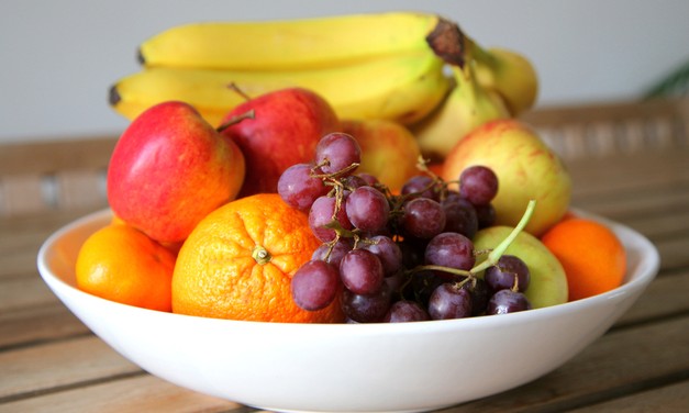 Fruteira ou geladeira? Descubra onde conservar melhor suas frutas