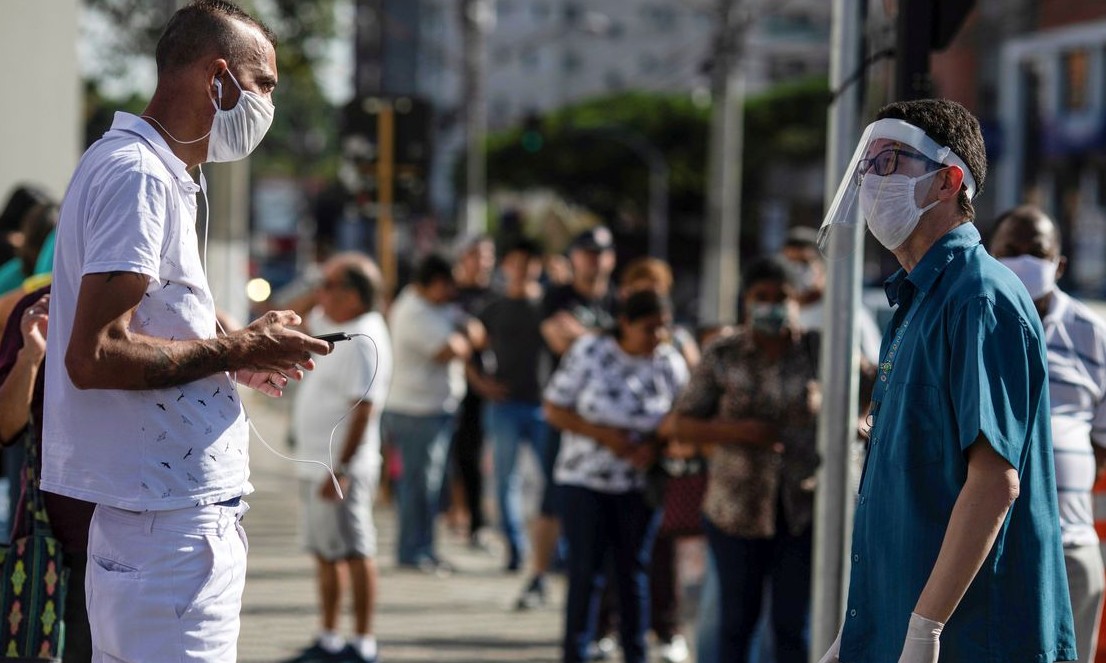Estado de SP registra queda em internações por covid-19 há oito semanas