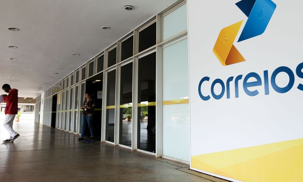 Correios: Magalu está entre as concorrentes para compra da estatal brasileira