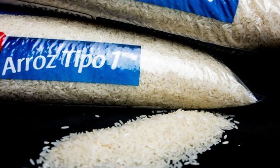 Após ouvir cobrança, Bolsonaro reforça: arroz não terá preço tabelado
