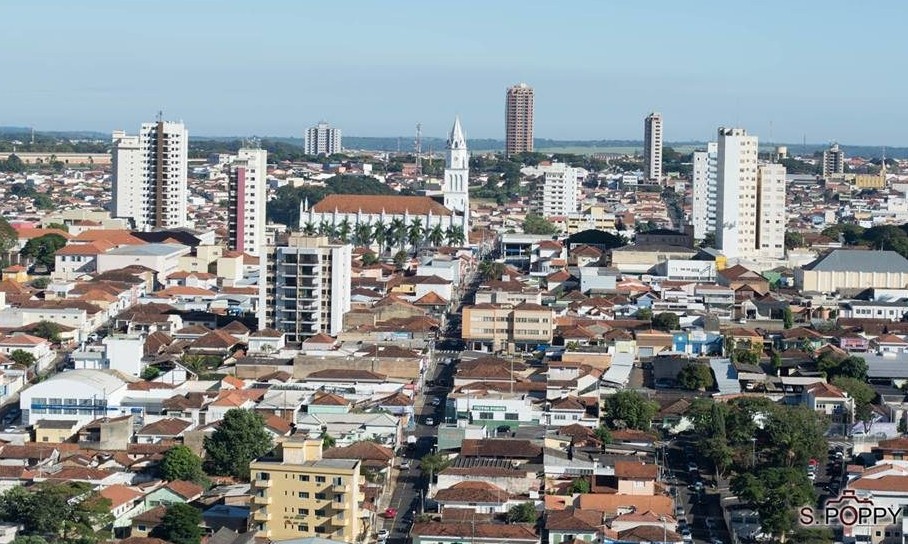 Franca permanece na fase laranja e continua com restrições na flexibilização