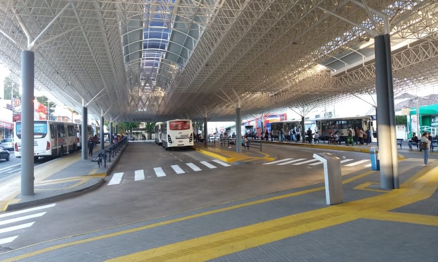 Depois de alguns meses, a reforma do terminal de ônibus é concluída