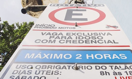 Idosos já podem solicitar credenciais para facilitar a vida no trânsito de Franca