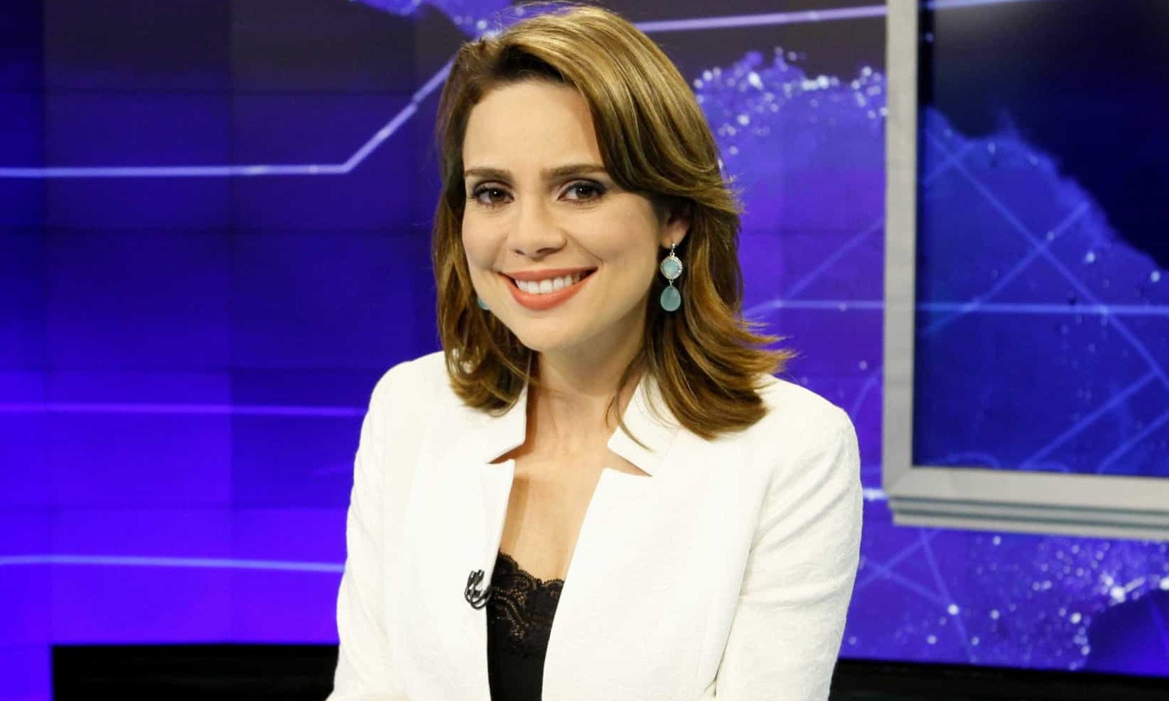 SBT dispensa Rachel Sheherazade por e-mail: 'não precisa voltar'