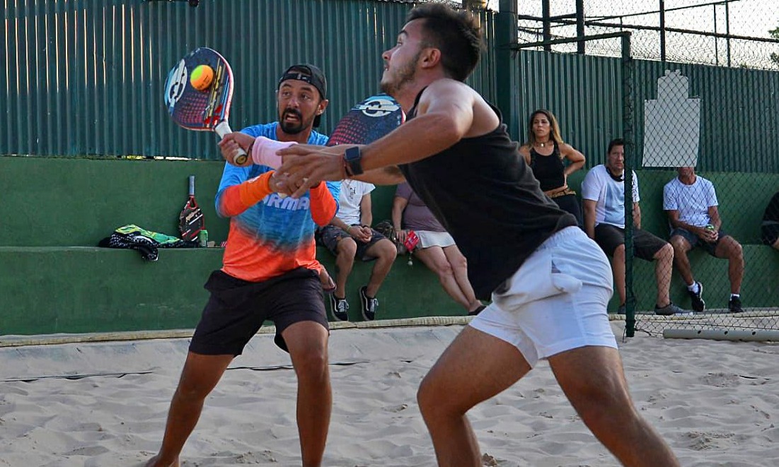 Francanos vencem torneio de Beach Tênis realizado na Arena Ibirapuera-SP