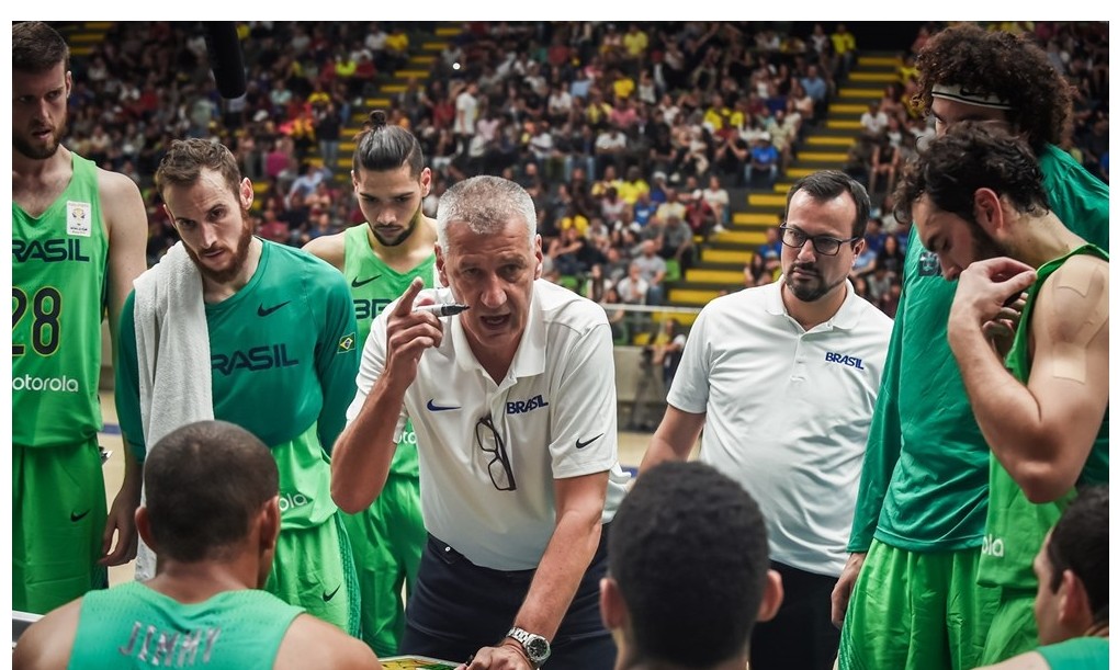 Petrovic faz convocação da seleção "doméstica" para AmeriCup
