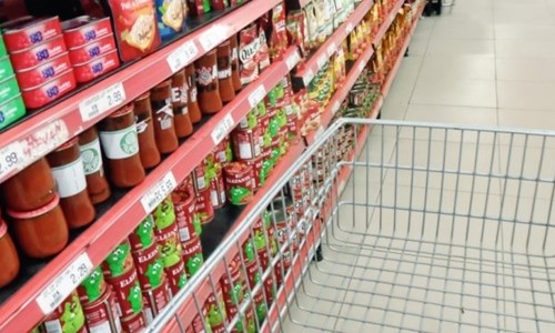 Pandemia: gastos com alimentação representam 10% do orçamento