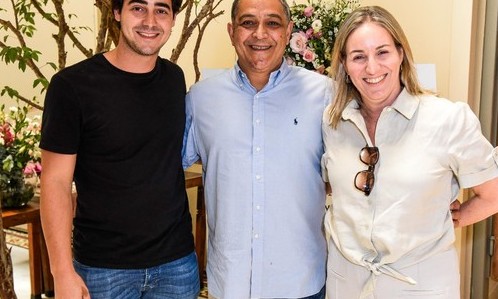 Empresa de calçados que nasceu em meio a crise cresce e vira exportadora