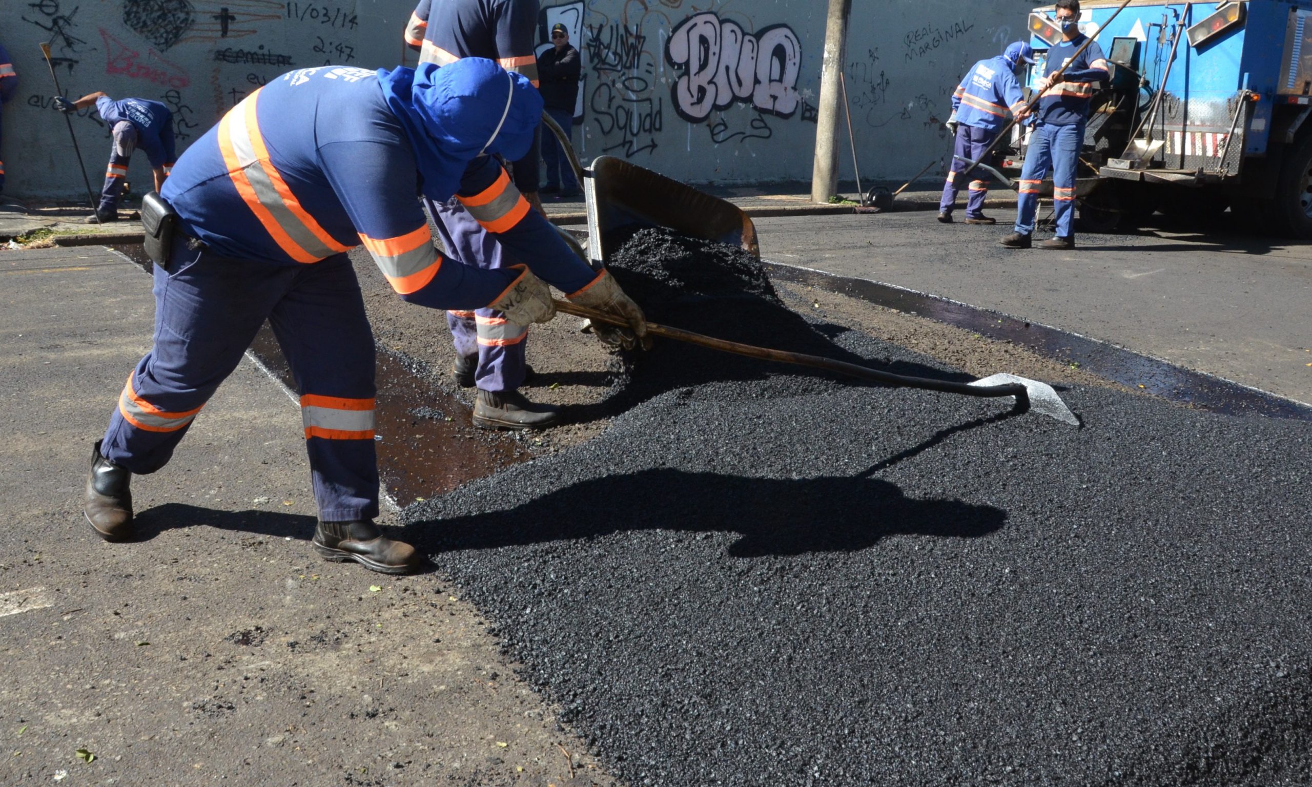 Prefeitura de Franca inicia instalação de novas lombadas em vários bairros