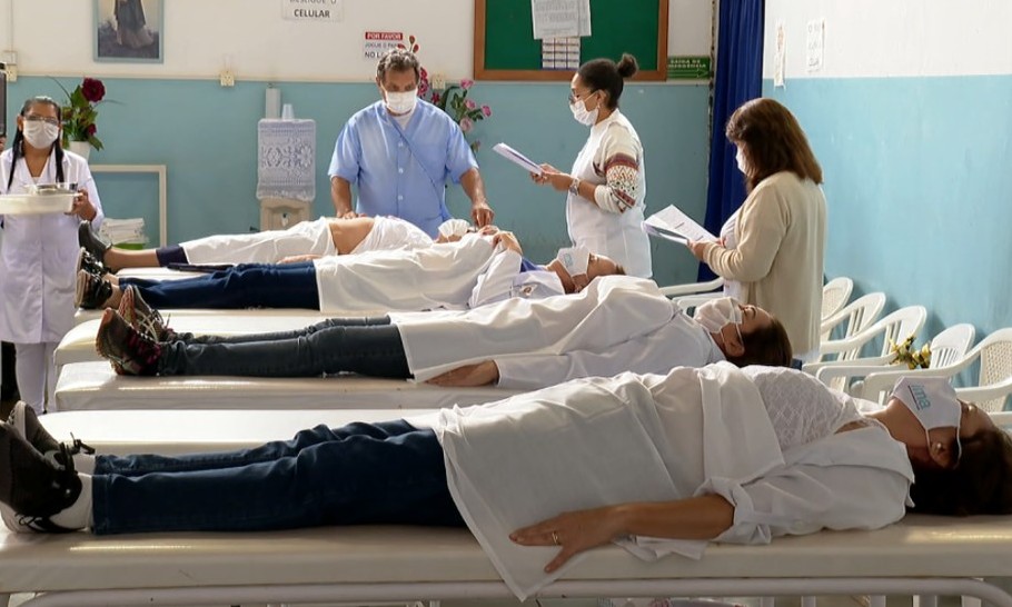 Instituto Medicina do Além volta a realizar cirurgias espirituais