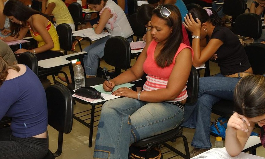 Escolas receberão incentivos para programa de Ensino Médio Integral