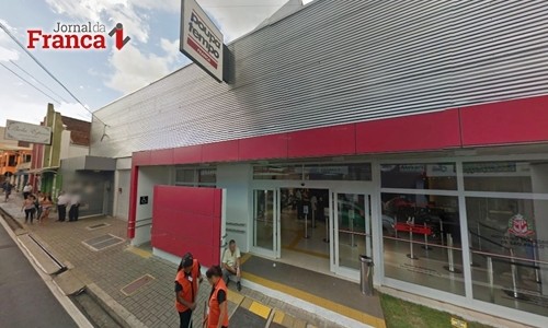 Poupatempo oferece atendimento para matrícula escolar na rede pública