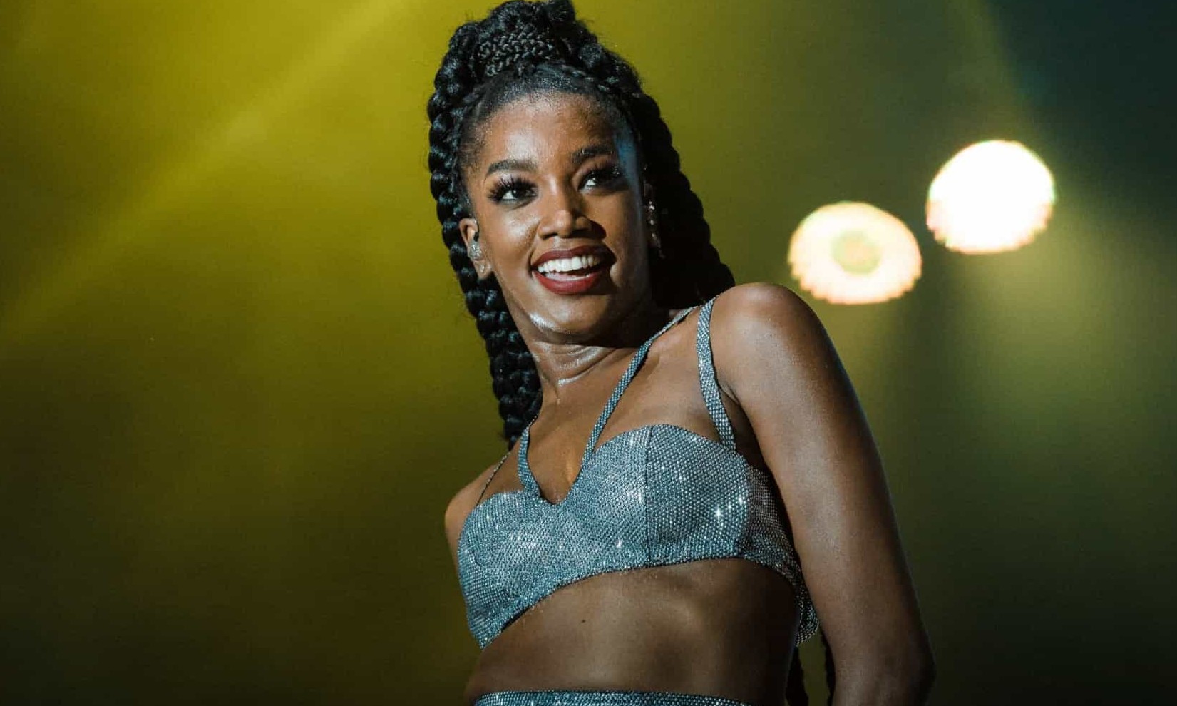 Iza e Leo Santana entram para lista dos negros mais influentes do mundo