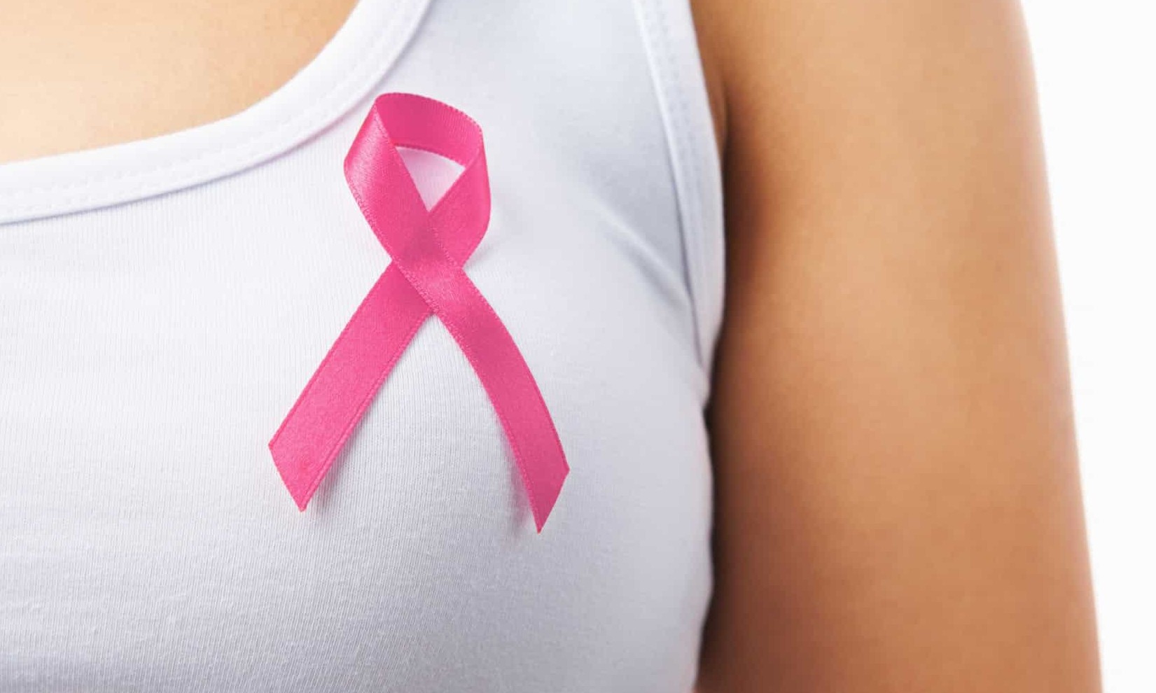 Outubro Rosa: conheça os 5 direitos que mulheres com câncer tem no Brasil