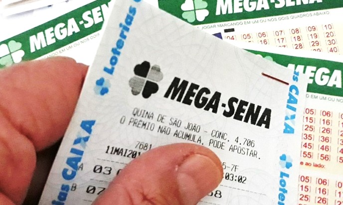 Mega-Sena acumula mais uma vez e prêmio pode chegar a R$ 90 milhões