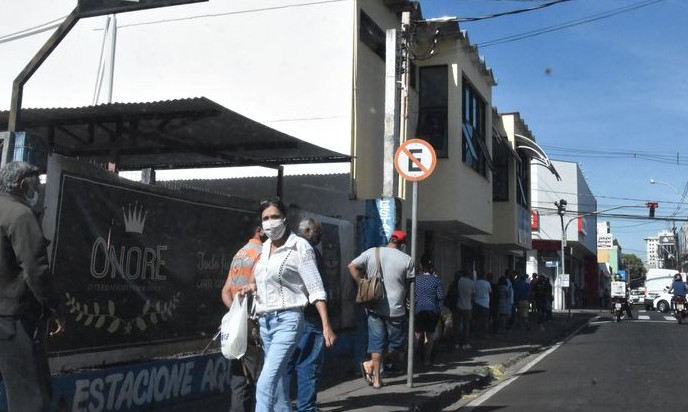 Bom Prato tem 72 horas para retomar gratuidade a pessoas em situação de rua