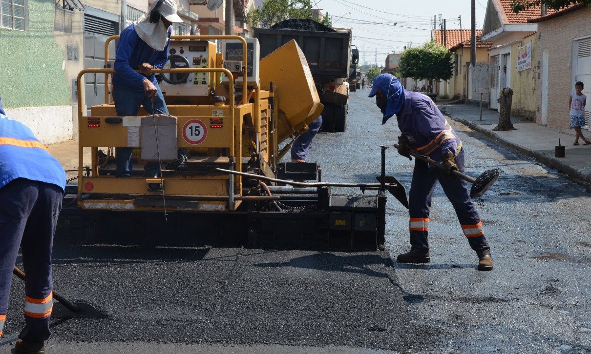 Prefeitura de Franca prepara nova frente de recapeamento para mais 15 ruas