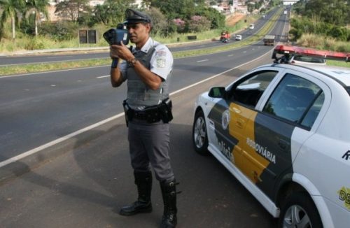 Polícia Rodoviária inicia Operação Ano Novo e intensifica fiscalização em Franca  - Jornal da Franca