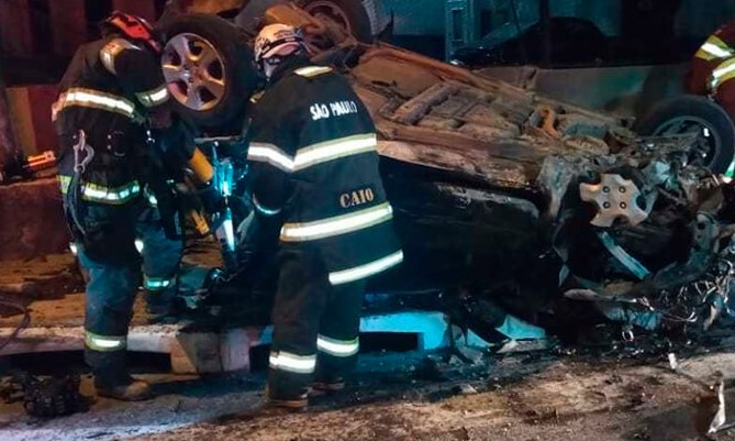 Acidente na Anhanguera deixa 4 jovens mortos e 1 grávida em estado grave