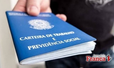 Pedidos de seguro caem 10