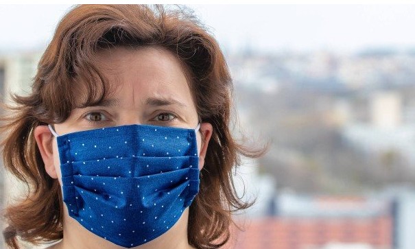 Covid-19: saiba quais são os melhores tecidos para confecção de máscaras