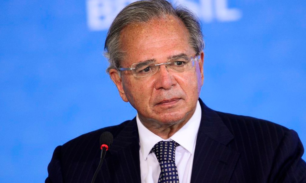 Covid-19: caso Brasil sofra 2ª onda, auxílio emergencial deve continuar, diz Guedes