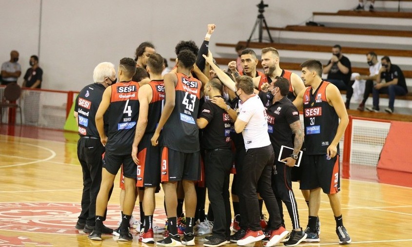 Sesi Franca domina Paulistano e conquista tricampeonato paulista
