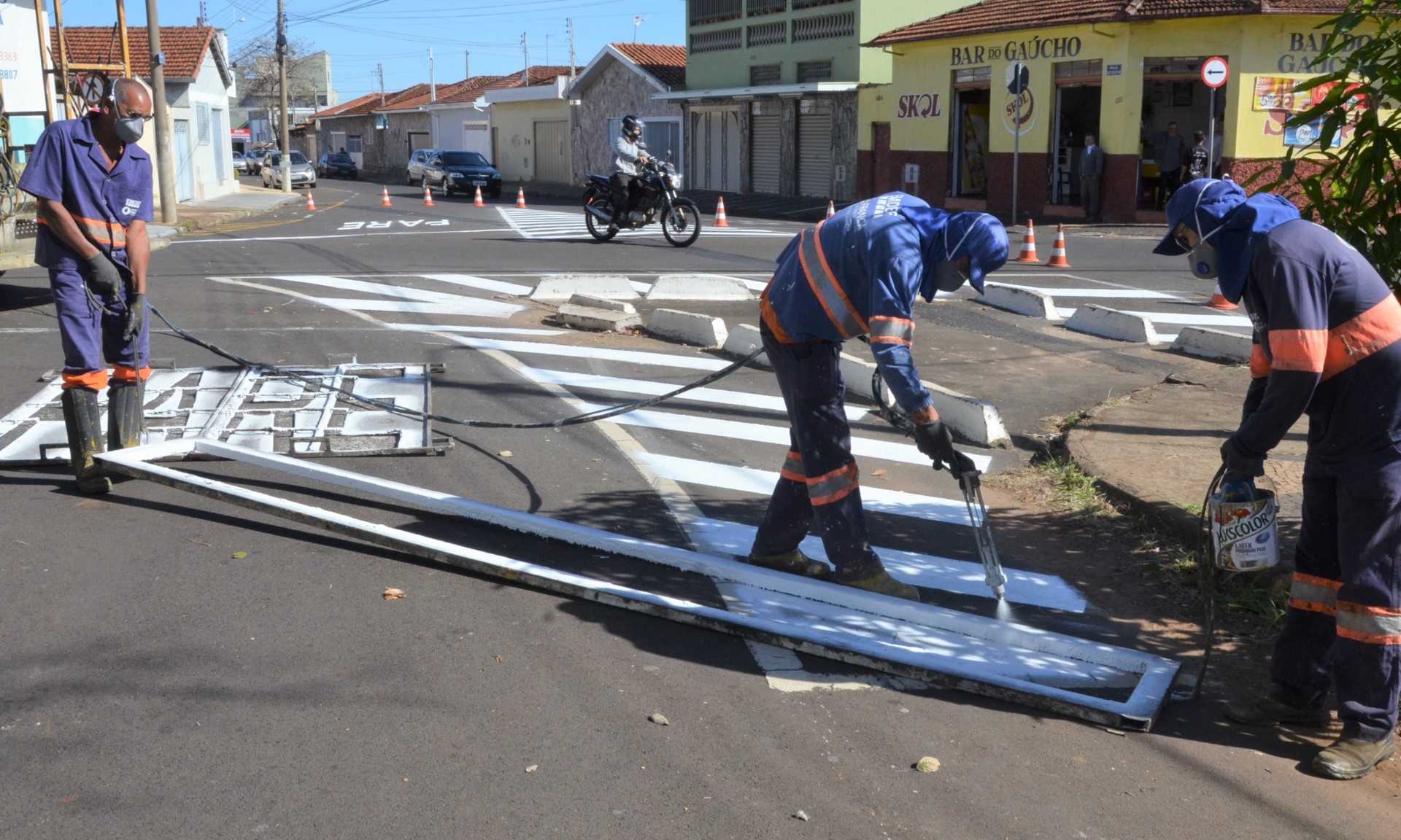 Prefeitura de Franca realiza serviços de sinalização nas vias públicas