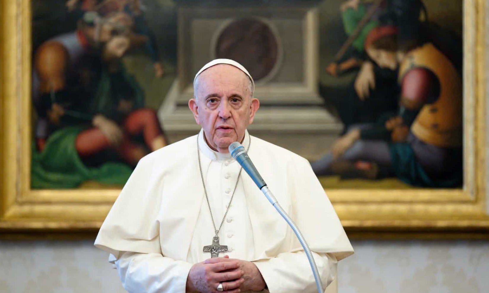 Papa Francisco apela para respeito pelas medidas para travar pandemia