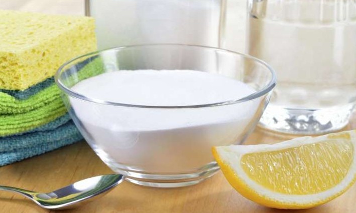 Saiba quais são os alimentos que funcionam bem como produtos de limpeza
