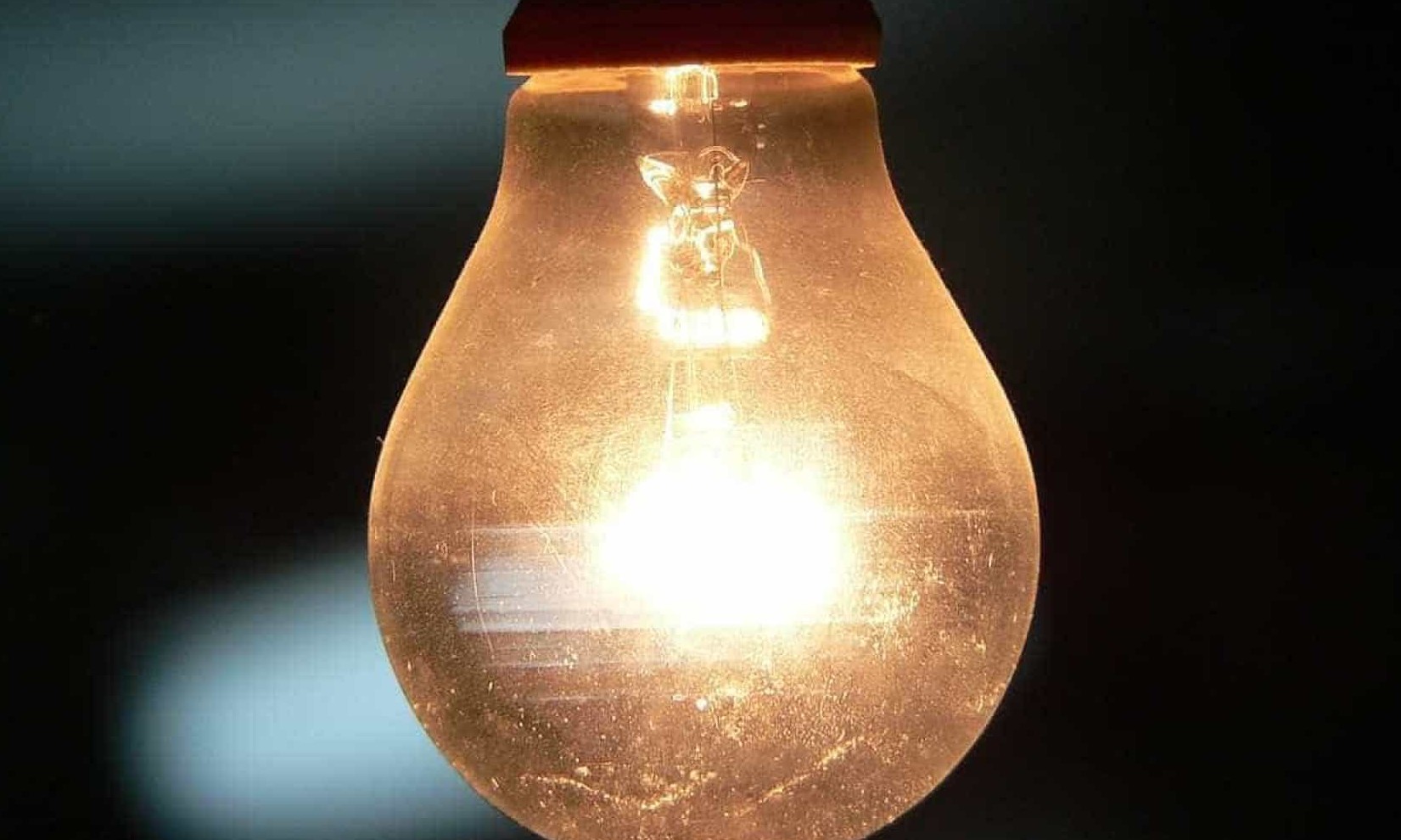 Desconto em conta de luz chega a mais dois milhões de famílias em todo o país