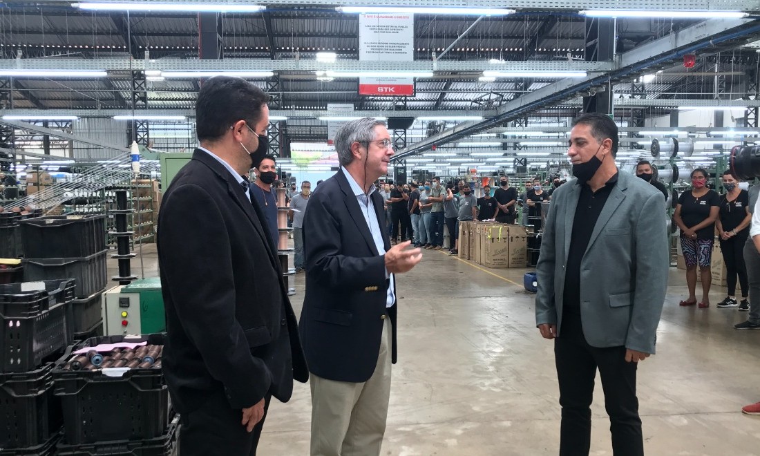 ​Embaixador do Chile visita o Grupo Stickfran e pode firmar parceria com Franca
