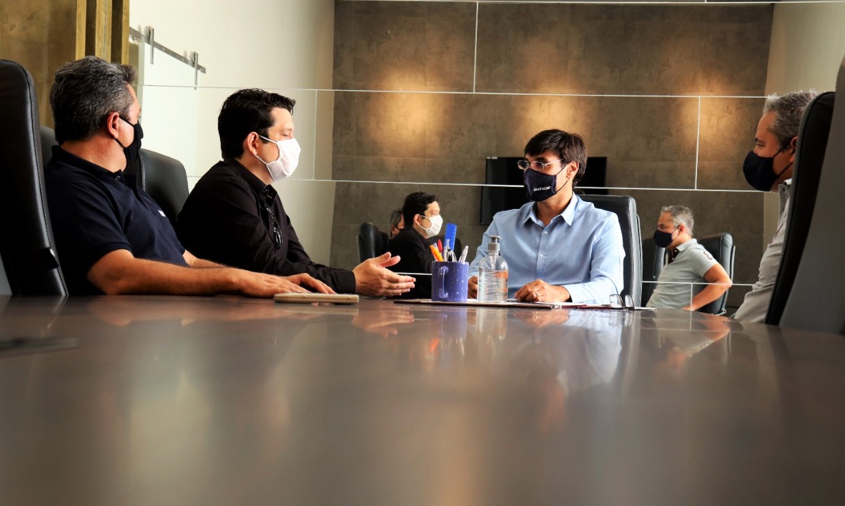 Uni-Facef assina convênio com associação de tecnologia e inovação