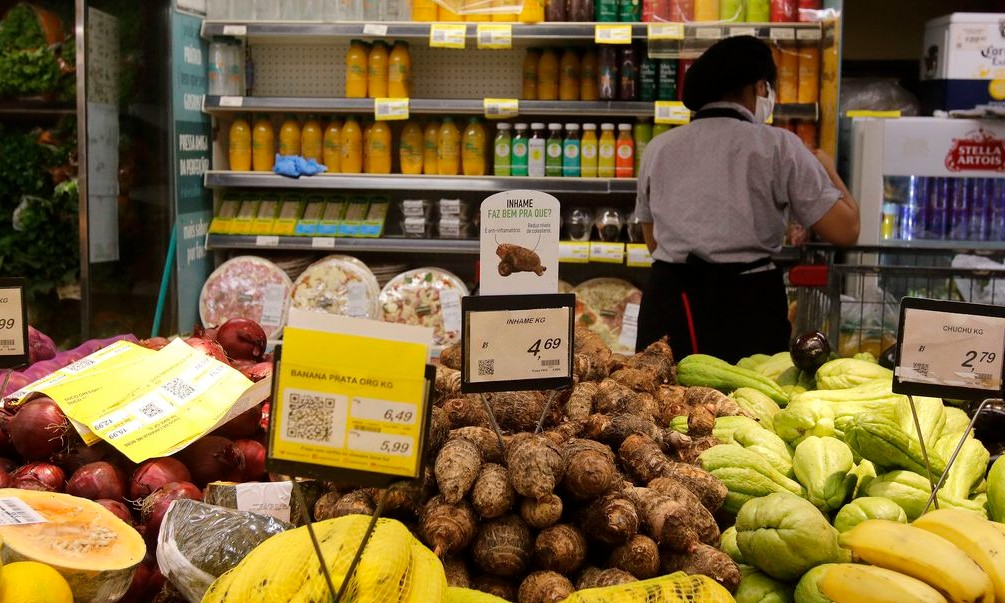 Alimentos representaram 60% da inflação dos mais pobres em outubro