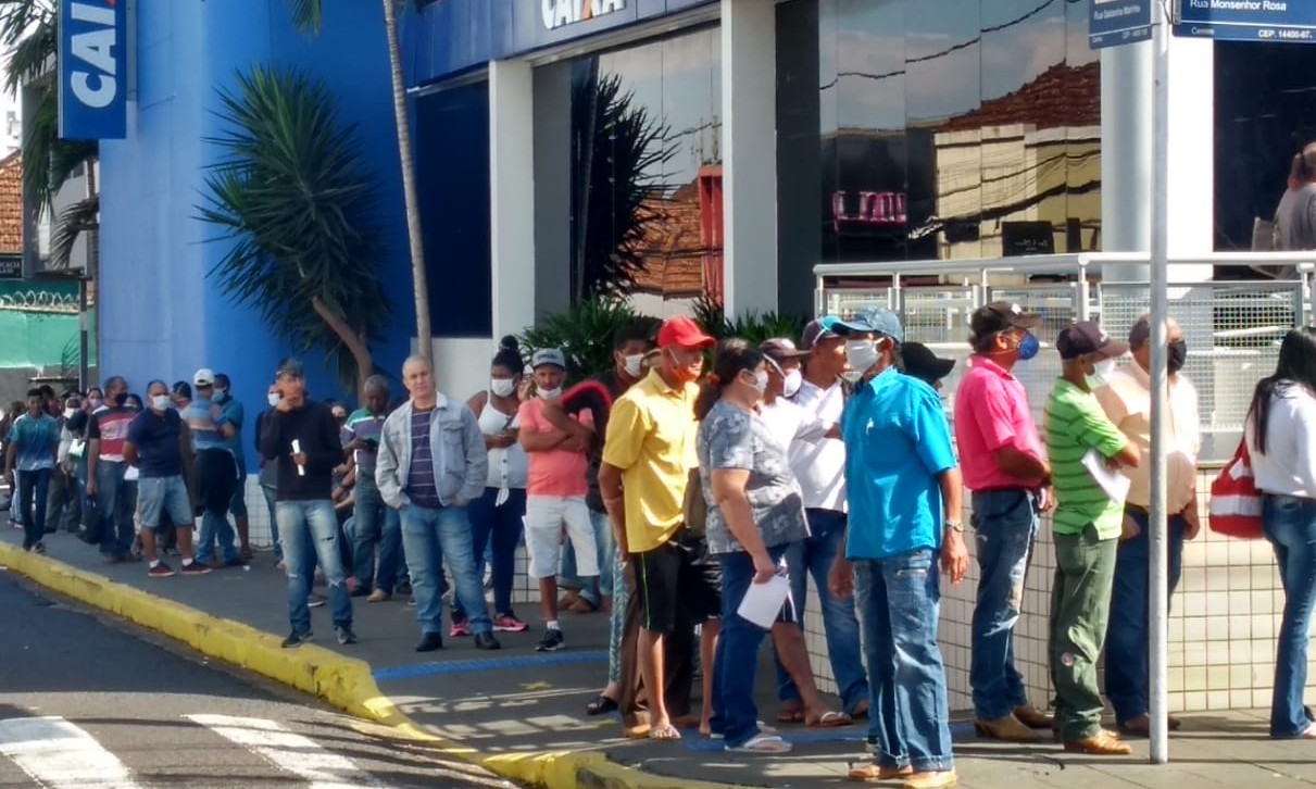Auxílio de R$600 e R$300: Veja aqui o que receber de 22 a 30 de novembro
