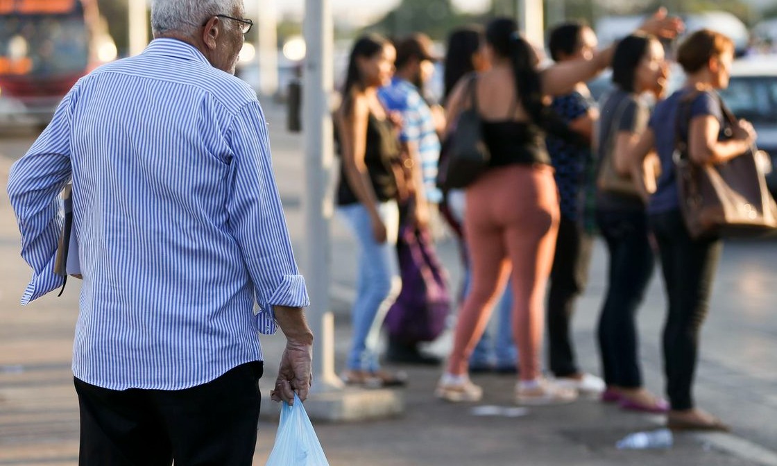 A 2ª parcela do 13º salário deve ser paga pelos patrões até o dia 18 de dezembro