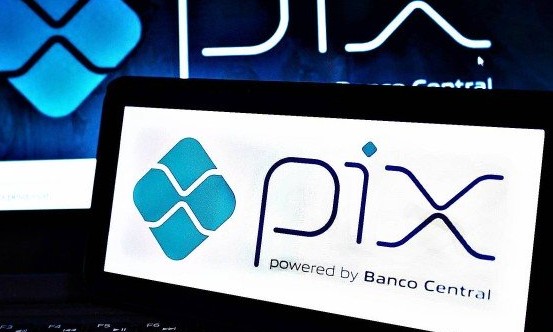 Empregadores domésticos agora podem pagar DAE também por meio do Pix